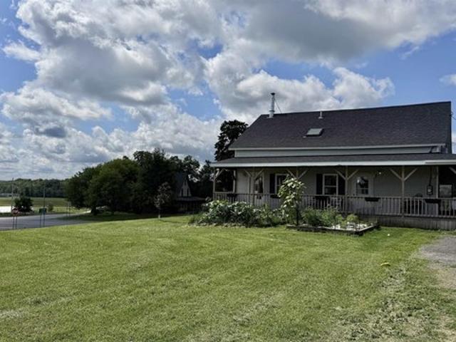House for sale in Madrid, New York