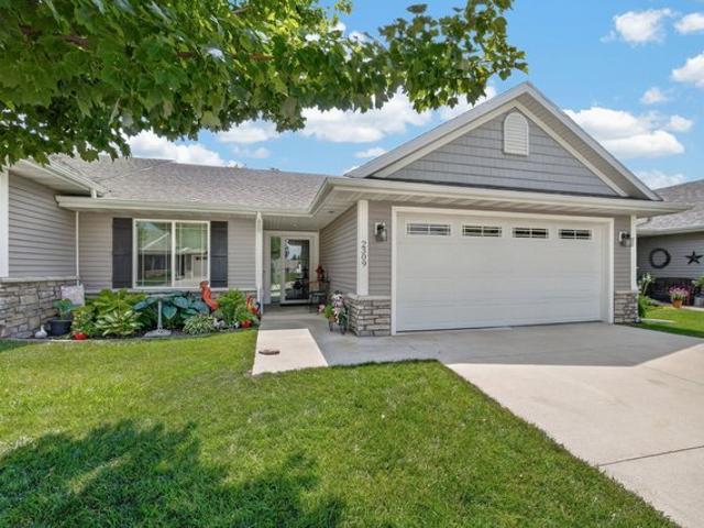 Townhouse for sale in Des Moines, Iowa