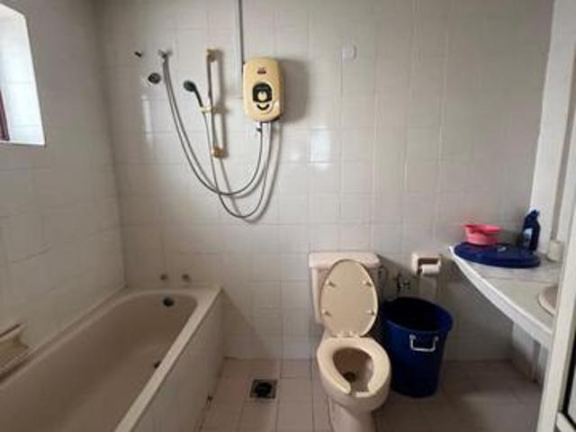 Condominium for sale in Malaka