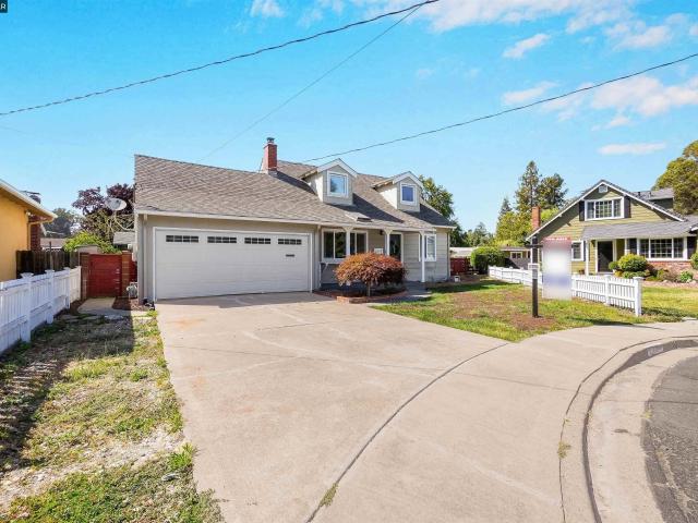 House for sale in Pinole, California