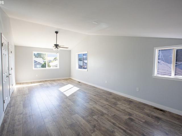 House for sale in La Grande, Union County