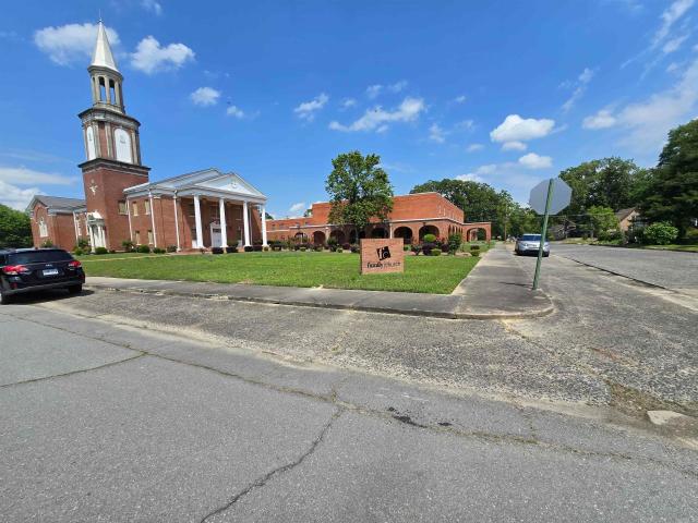 Commercial for sale in Ark