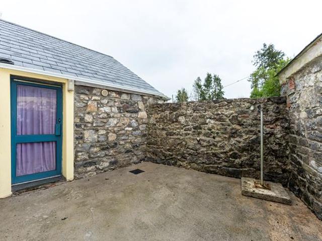 Townhouse for sale in Knocklong, The Municipal District of Cappamore — Kilmallock