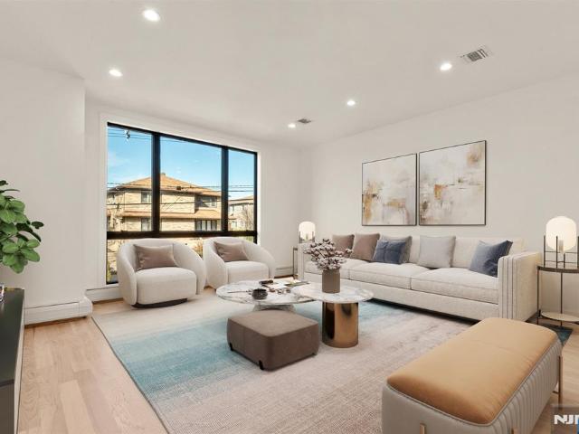 Property for sale in Palisades Park, New Jersey