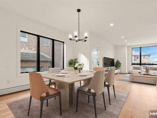 House for sale in Palisades Park, New Jersey