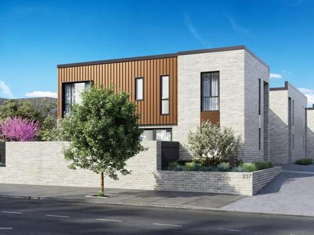 Townhouse for sale in Heathcote, Canterbury