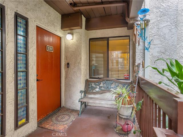 Condo for sale in Burbank, California