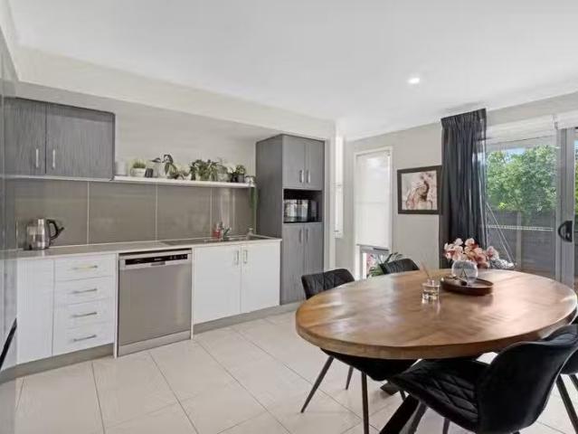 Condo for rent in Fernbrook, Queensland