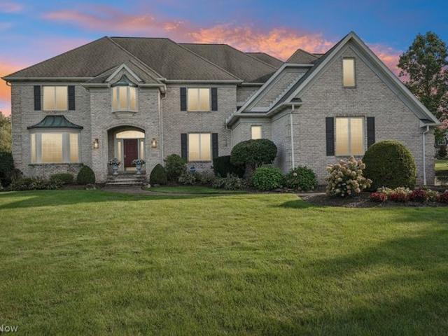 House for sale in Barrington, Aurora