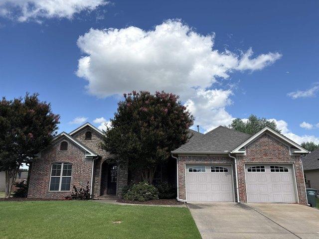 House for sale in Ark