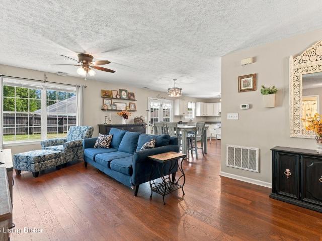 House for sale in Shepherdsville, Kentucky
