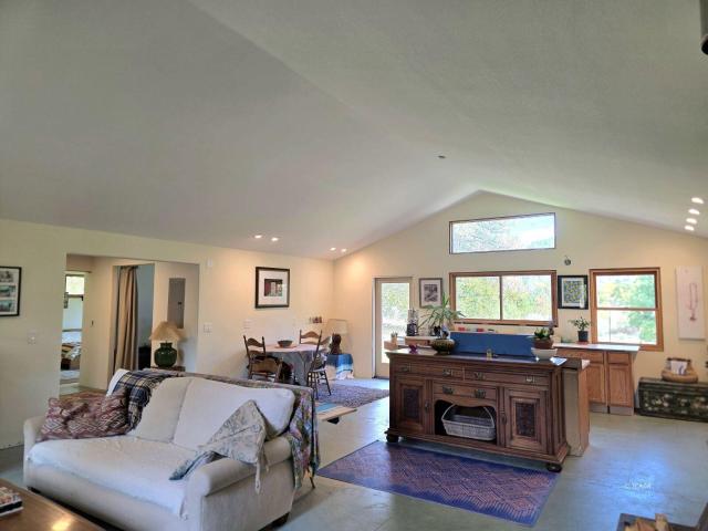 House for sale in Hyampom, California