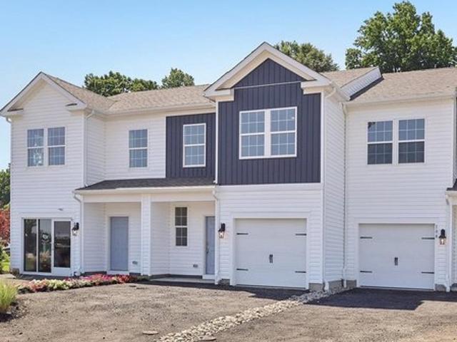 Townhouse for sale in Chester, Pennsylvania