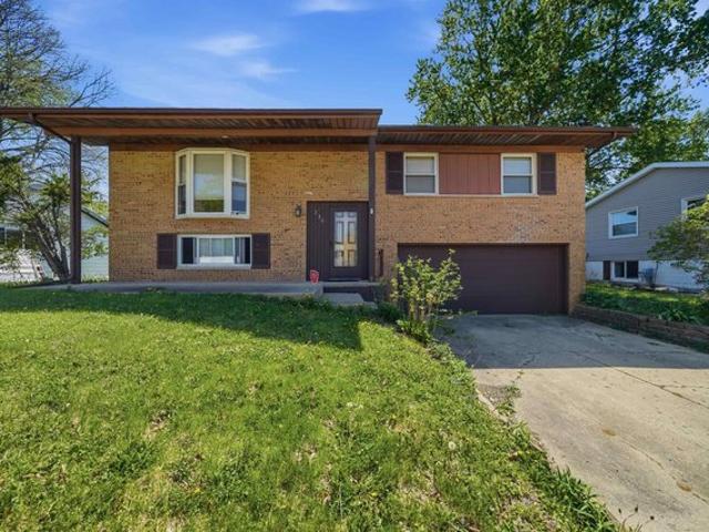 House for sale in East Peoria, Illinois
