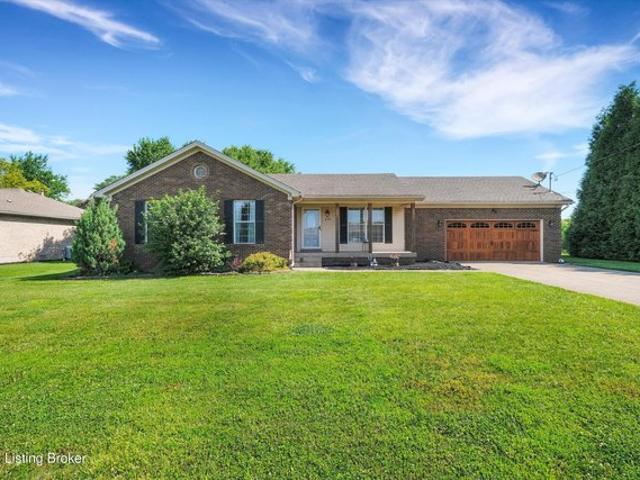 House for sale in Mount Washington, Kentucky
