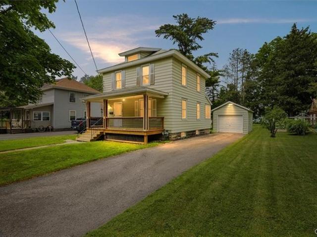 House for sale in Oneida, New York