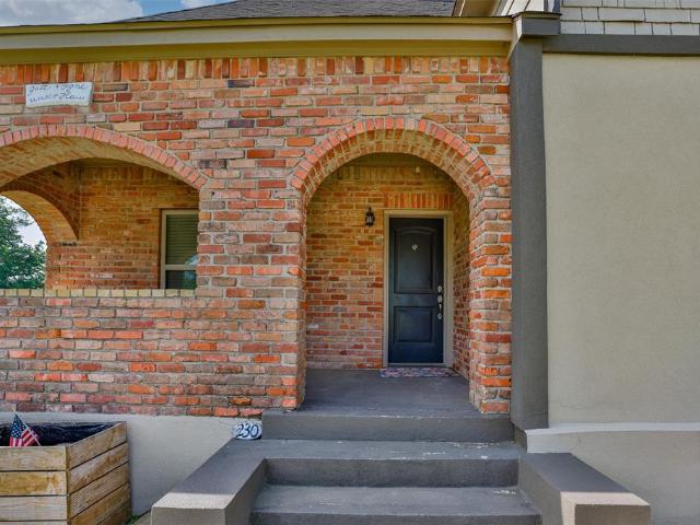 House for sale in Lindsay, Texas