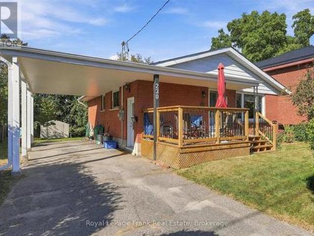 House for sale in Armour Heights, Peterborough