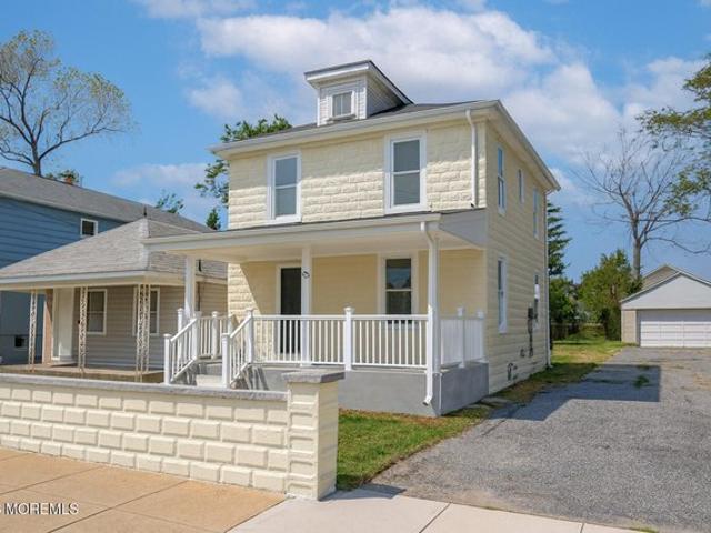 House for sale in Monmouth, New Jersey