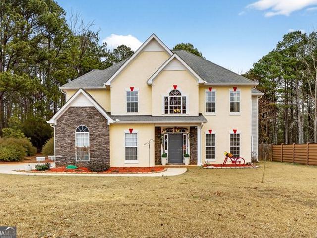 House for sale in Tyrone, Georgia