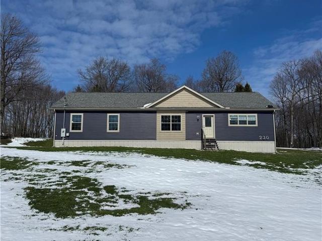 House for sale in Acme, Pennsylvania