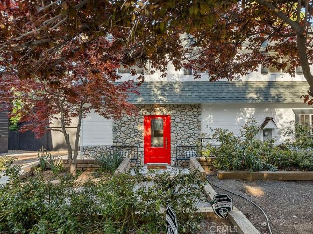 House for sale in Cedar Glen, California