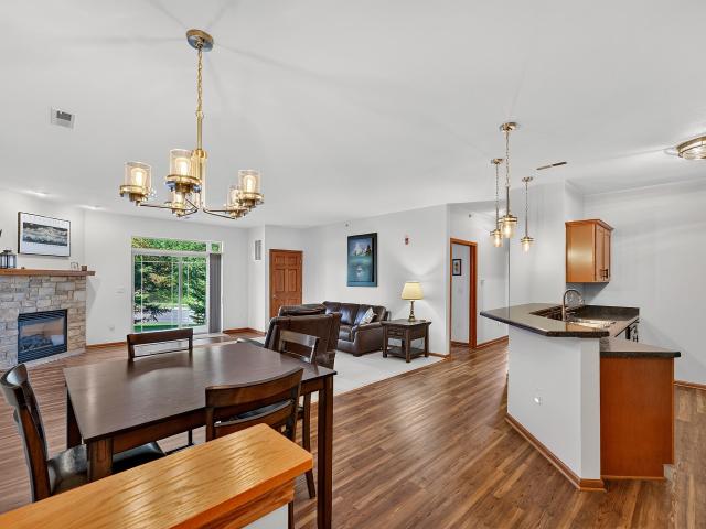Condo for sale in Hartford, Washington County