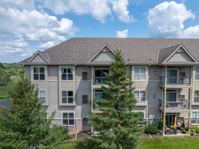Condo for sale in Hartford, Washington County