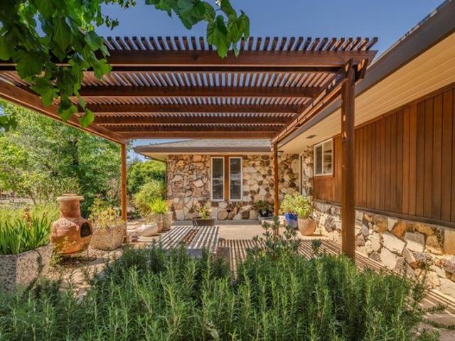 House for sale in Jackson, California