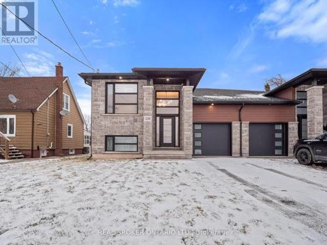 House for sale in Niagara, Ontario