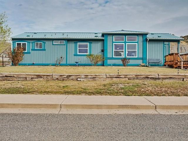 House for sale in De Beque, Colorado