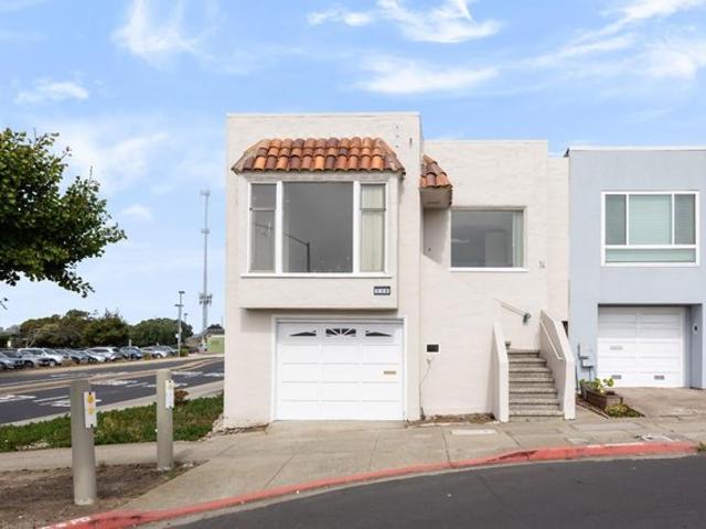 House for sale in Top of the Hill, Daly City