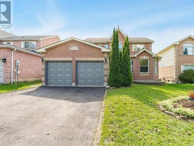 House for sale in Barrie, Ontario