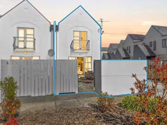 House for sale in Heathcote, Canterbury