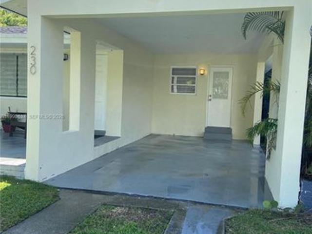 House for sale in Dania, Florida