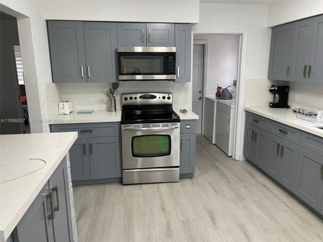House for sale in Dania, Florida