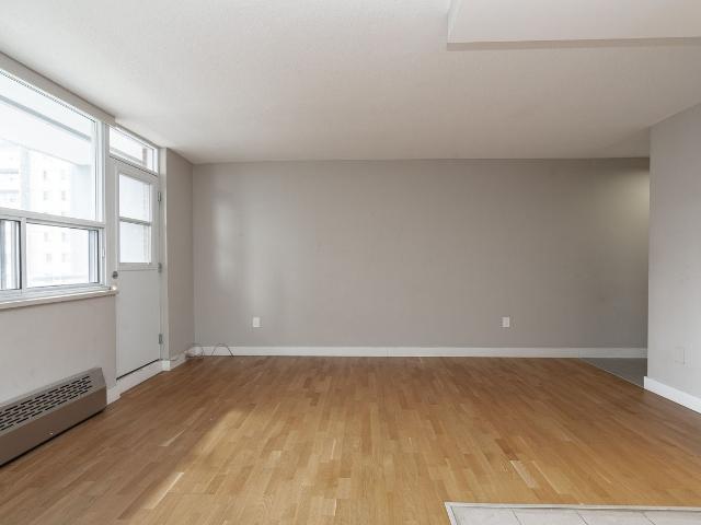 Apartment for rent in Toronto Centre, Toronto