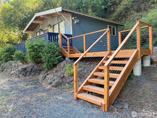 House for sale in Naches, Washington