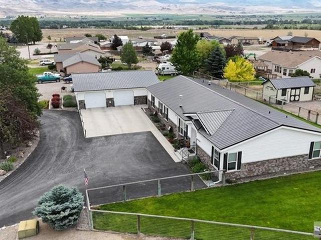 House for sale in Challis, Idaho
