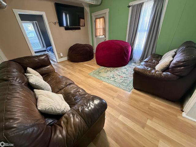 House for sale in Osceola, Iowa