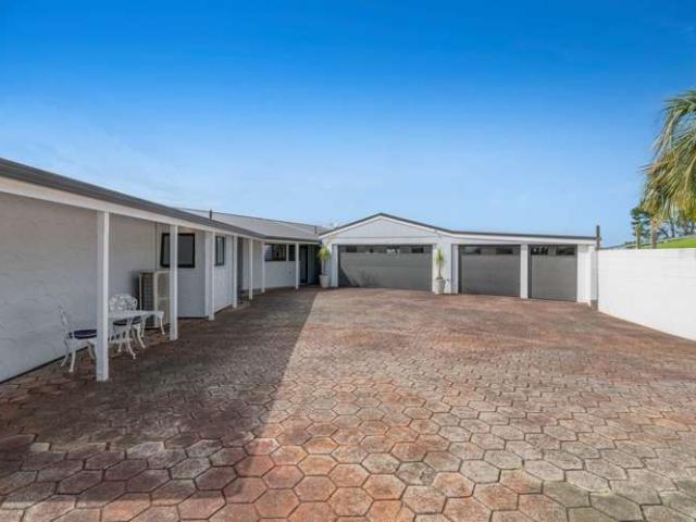Property for sale in Whangaparaoa