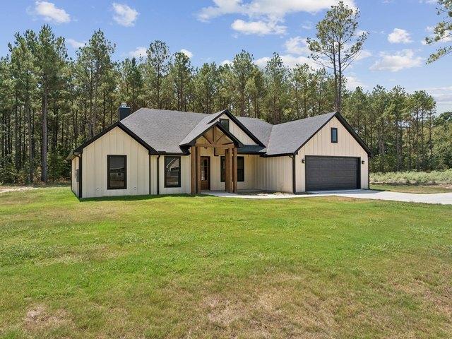 House for sale in Gilchrist, Texas