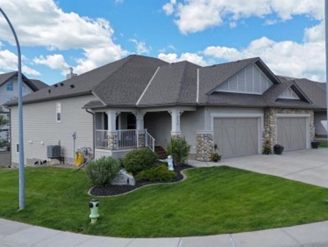 House for sale in Alberta