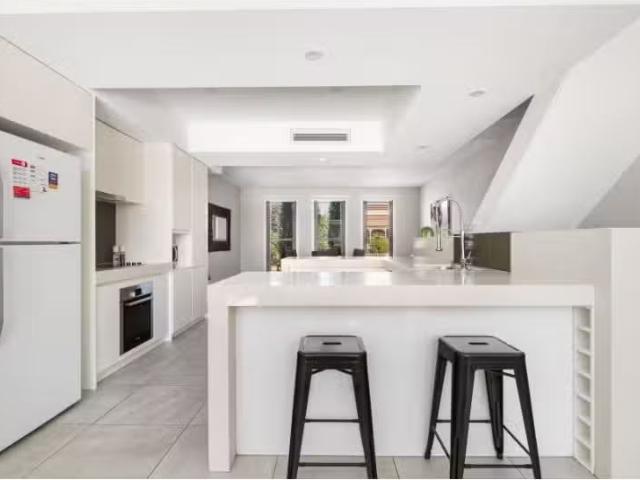 Condo for rent in Sydney, New South Wales