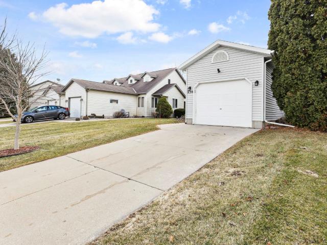 Condo for sale in Sun Prairie, Wisconsin