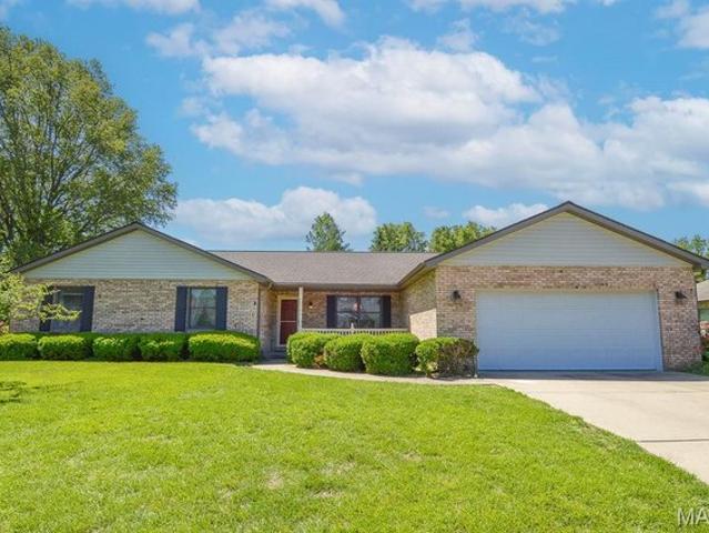 House for sale in Belleville, Illinois