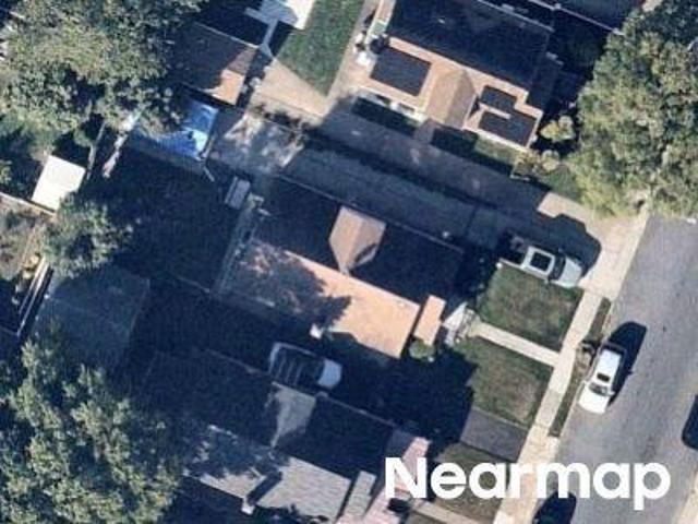 House for sale in Queens, Arverne