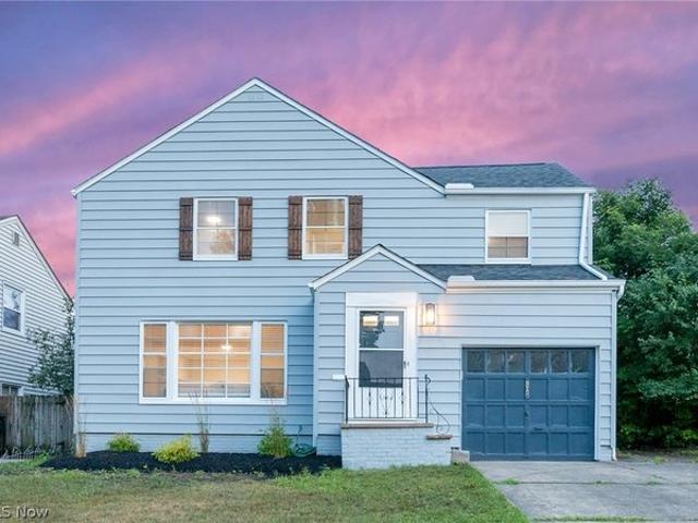 House for sale in Beachwood, Ohio