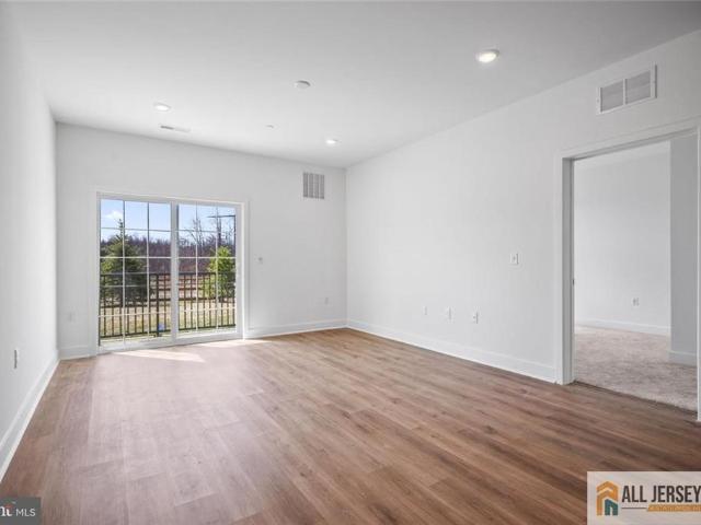 Condo for sale in Monroe Township, New Jersey
