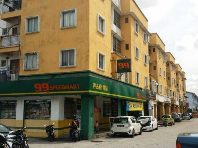 Apartment for sale in Petaling Jaya, Petaling
